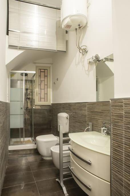 4 Canti Central Cozy Apt In Via Maqueda Palermo Bagian luar foto