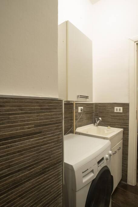 4 Canti Central Cozy Apt In Via Maqueda Palermo Bagian luar foto