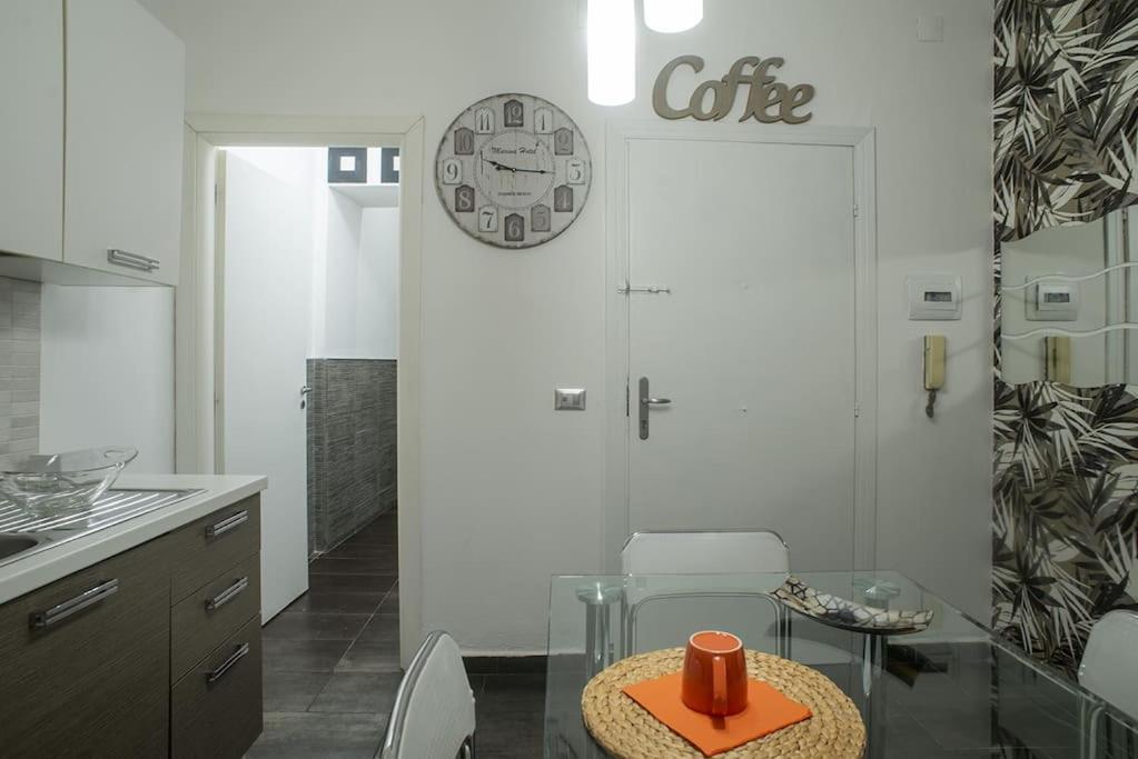 4 Canti Central Cozy Apt In Via Maqueda Palermo Bagian luar foto